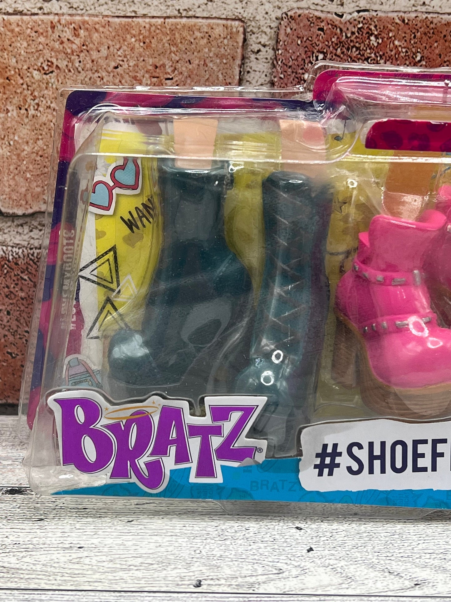 NIP 2 Pair Of Bratz Shoes #SHOEFIESNAPS #2