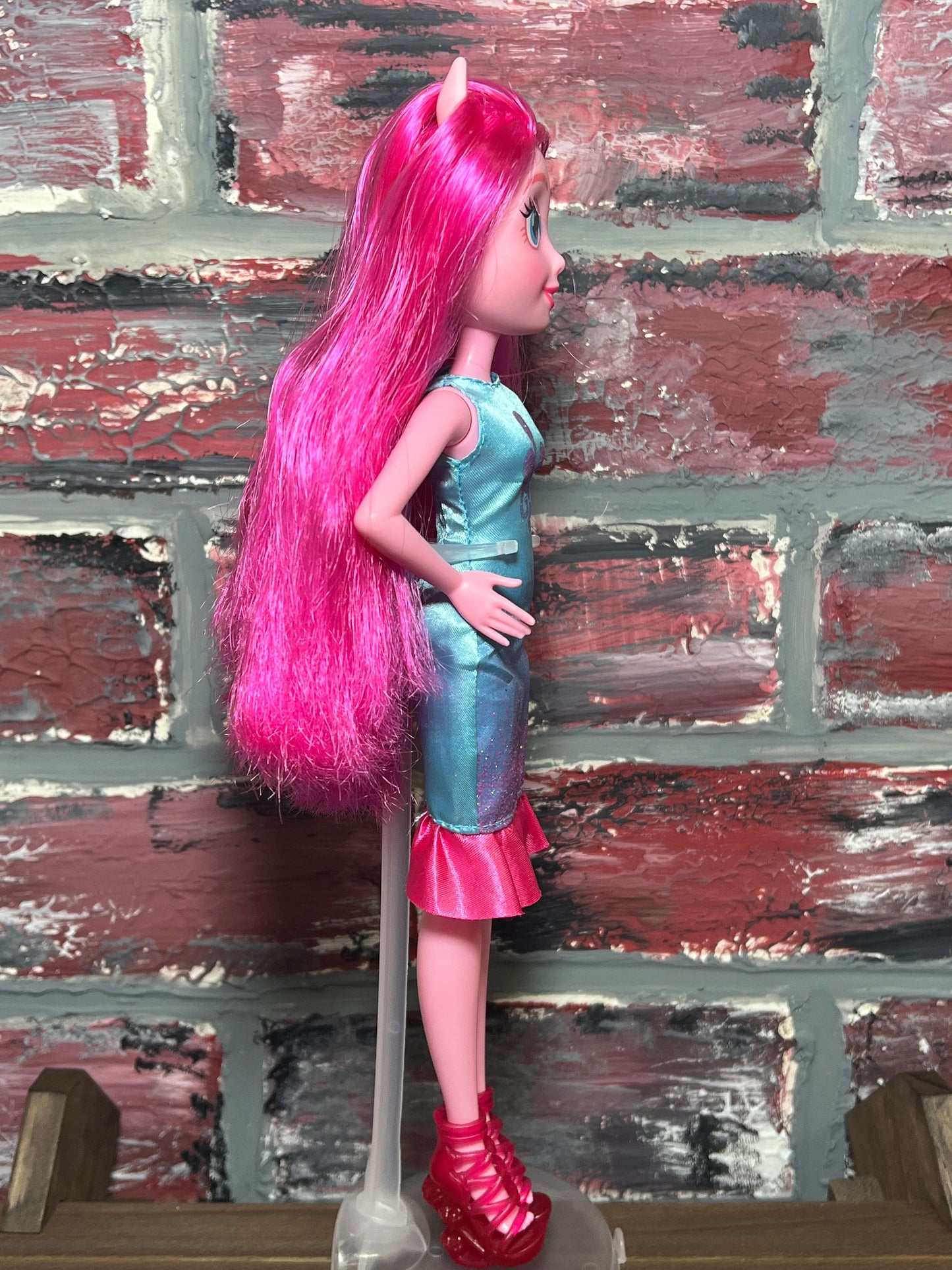 Pinky Pie Equestria Doll