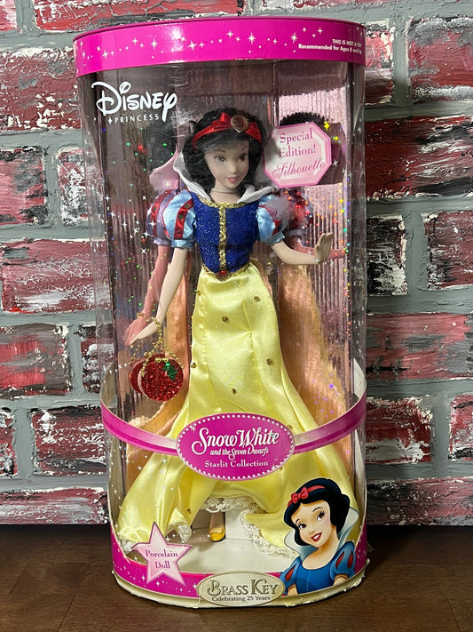 Vintage 2006 Disney’s Snow White Starlit Collection Porcelain Doll NIB