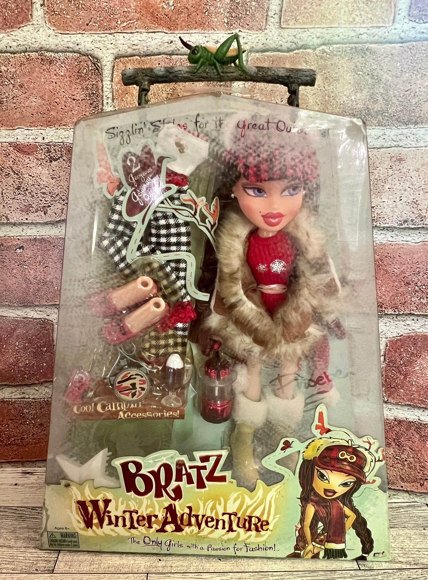 Rare Vintage Winter Adventure Phoebe Bratz Doll NIB