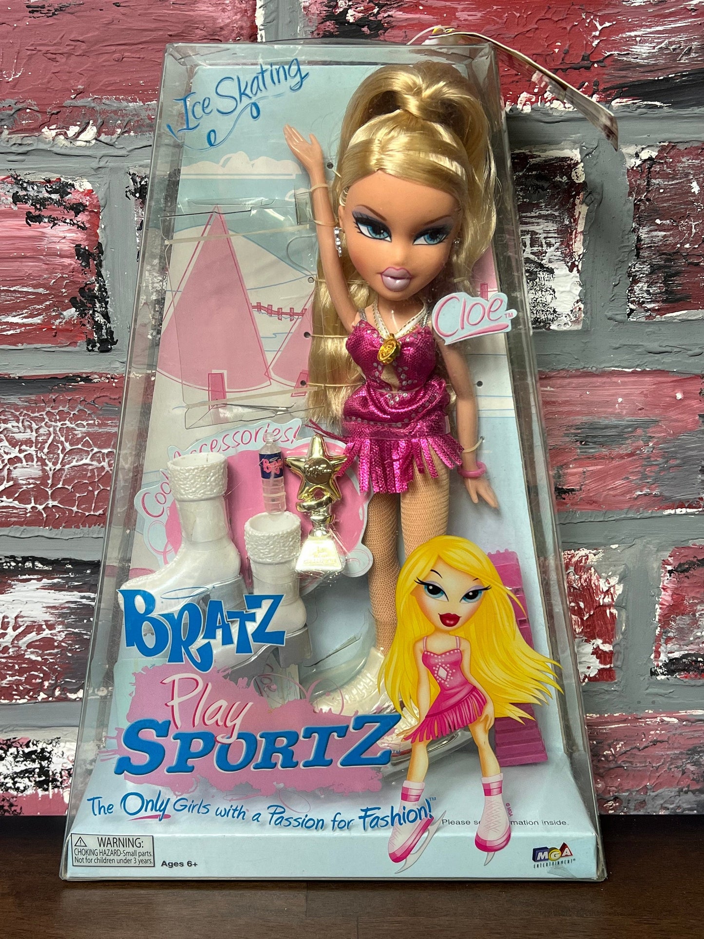 Vintage Play Sportz Cloe Bratz Doll NIB