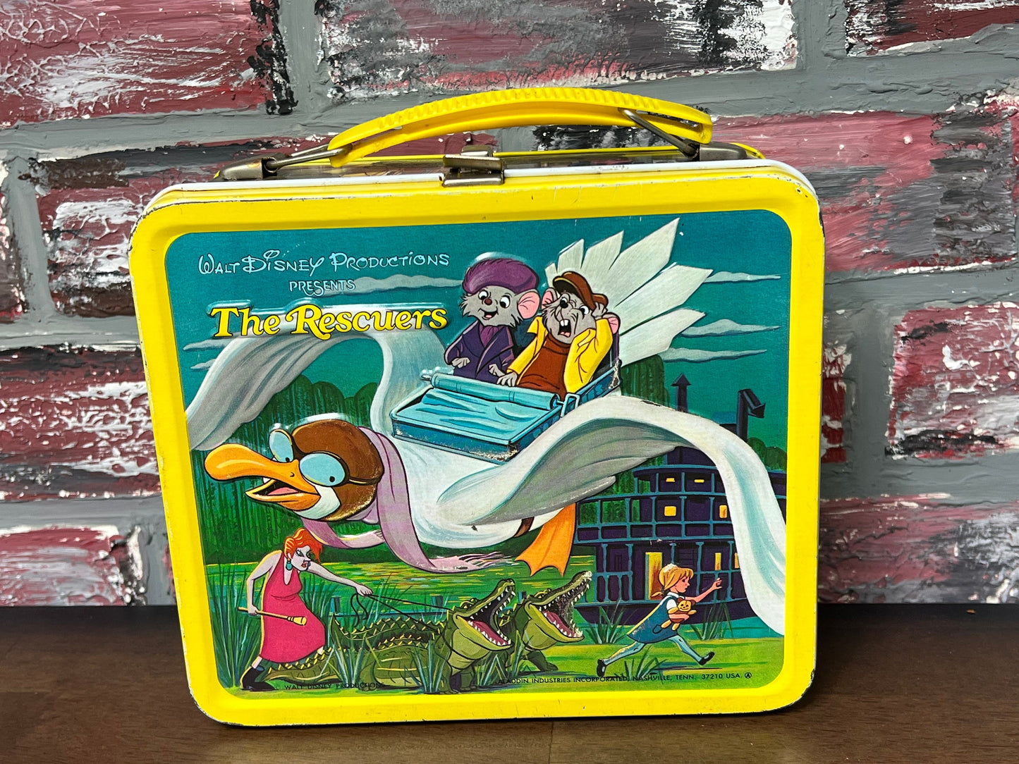 Vintage 1977 Walt Disney Production “The Rescuers” Lunchpail