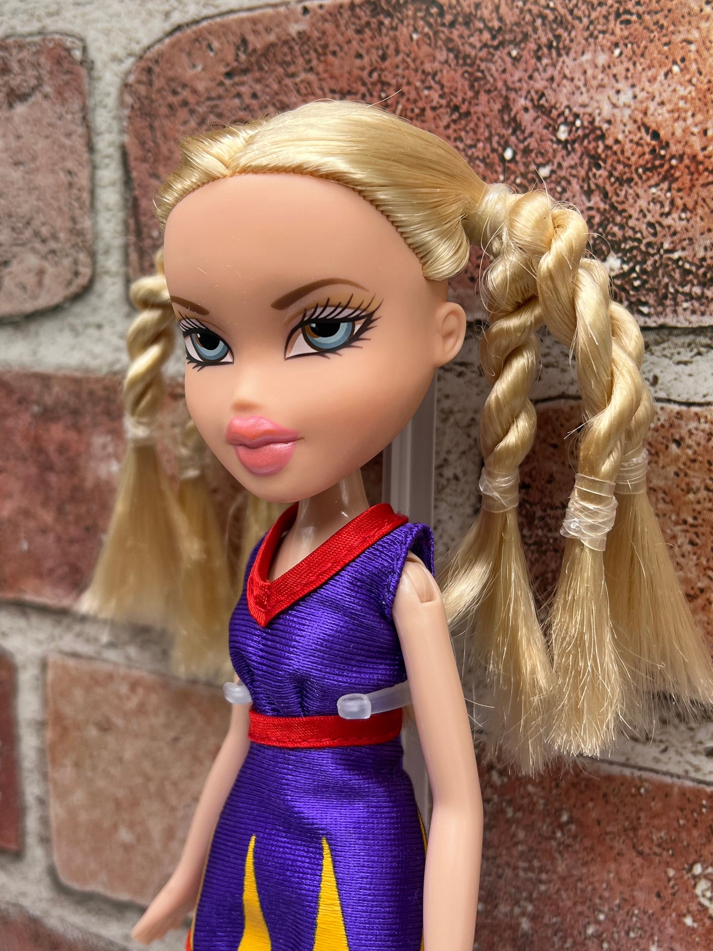 Vintage Cloe Bratz Doll