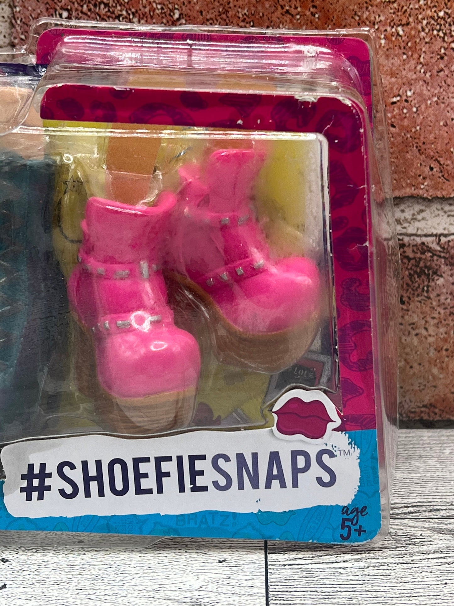 NIP 2 Pair Of Bratz Shoes #SHOEFIESNAPS     #2