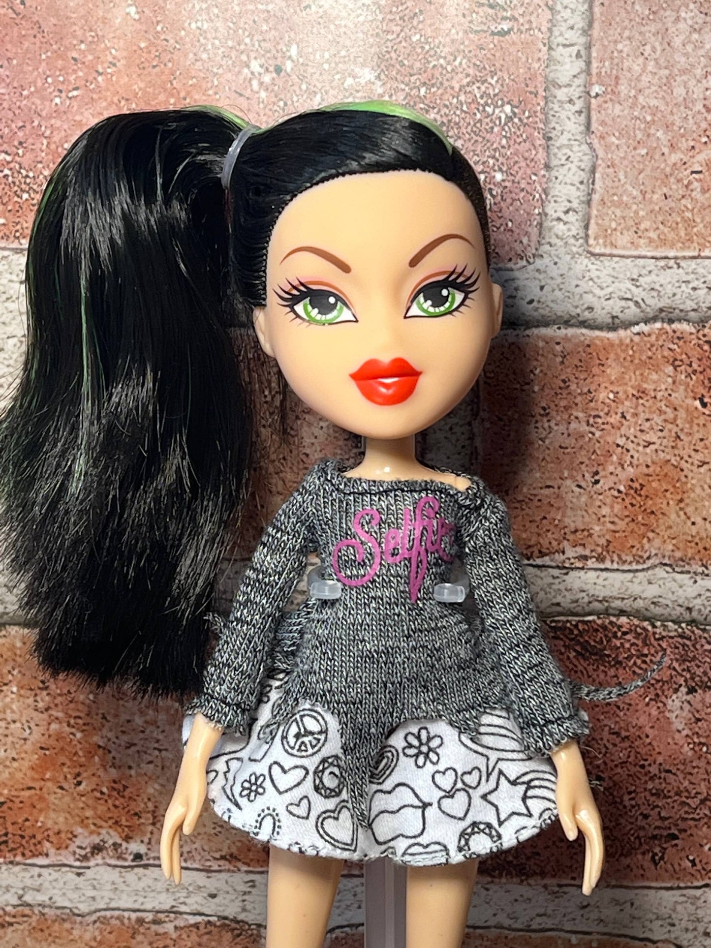 2015 Jade Bratz Doll *Read Info*