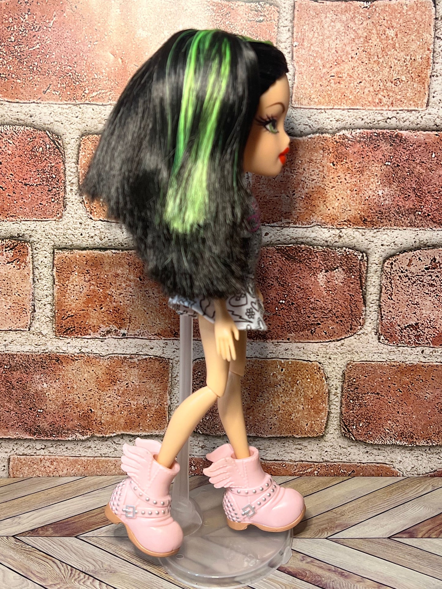 2015 Jade Bratz Doll *Read Info*