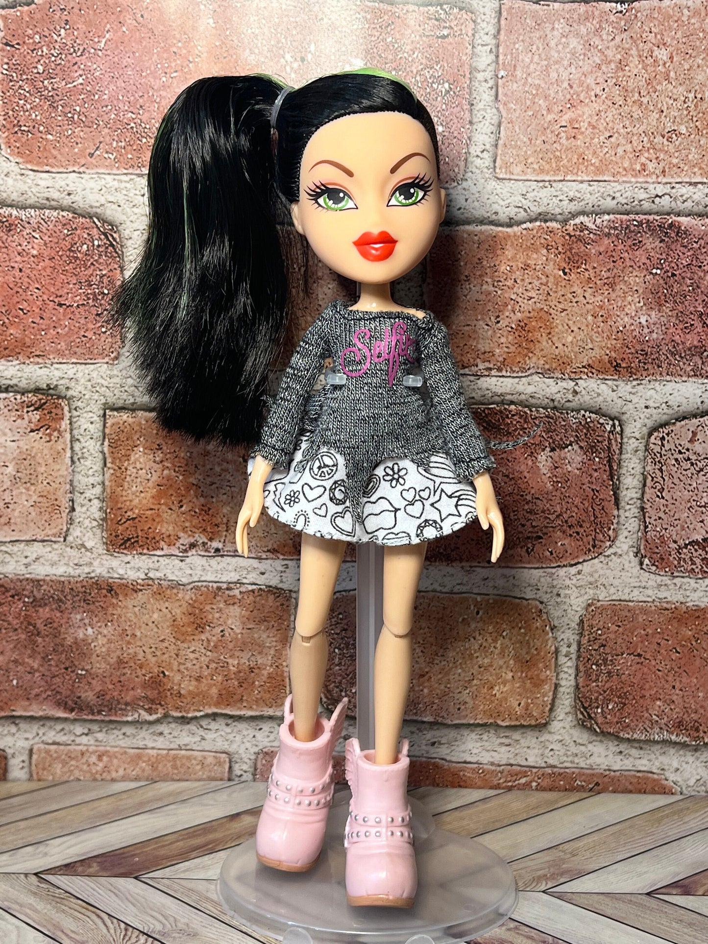 2015 Jade Bratz Doll *Read Info*